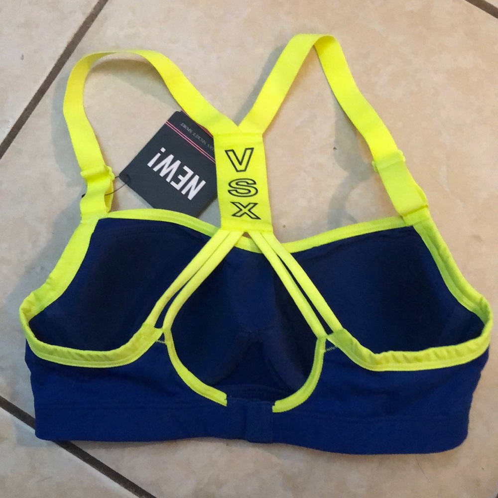 Padded VSX sports bra brand new - Picture 2 of 3